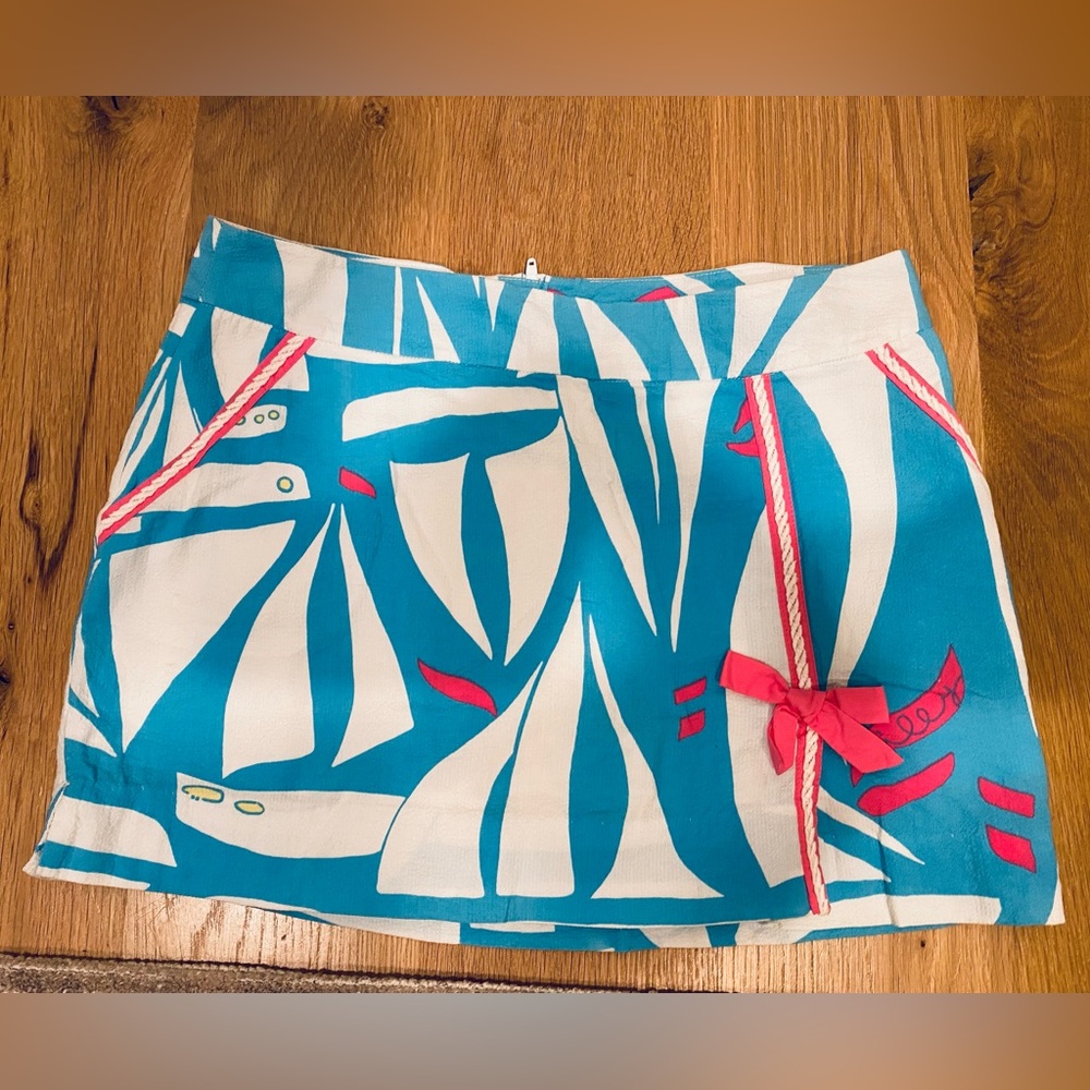 women’s Lily Pulitzer skort, size 6